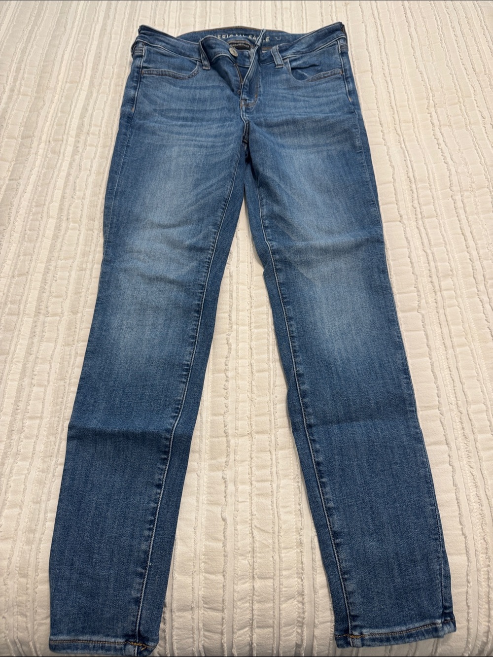 American Eagle Outfitters Women's Skinny Jeans - Medium Blue Wash